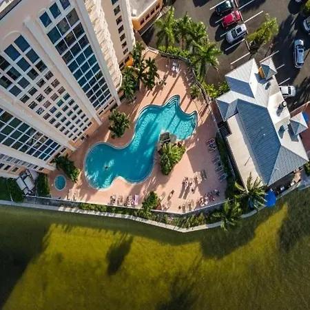Perfect Island Escape - Beach, Pool, Restaurant & More! -Fmb Condo Island Paradise - Roelens